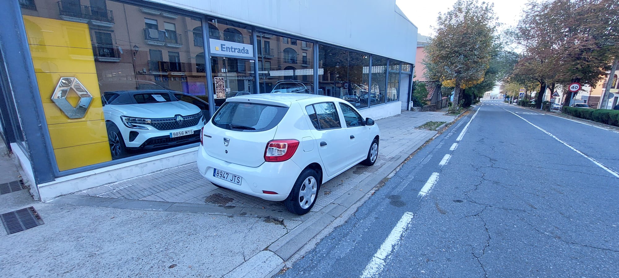 Dacia Sandero 1.2 GASOLINA miniatura 8